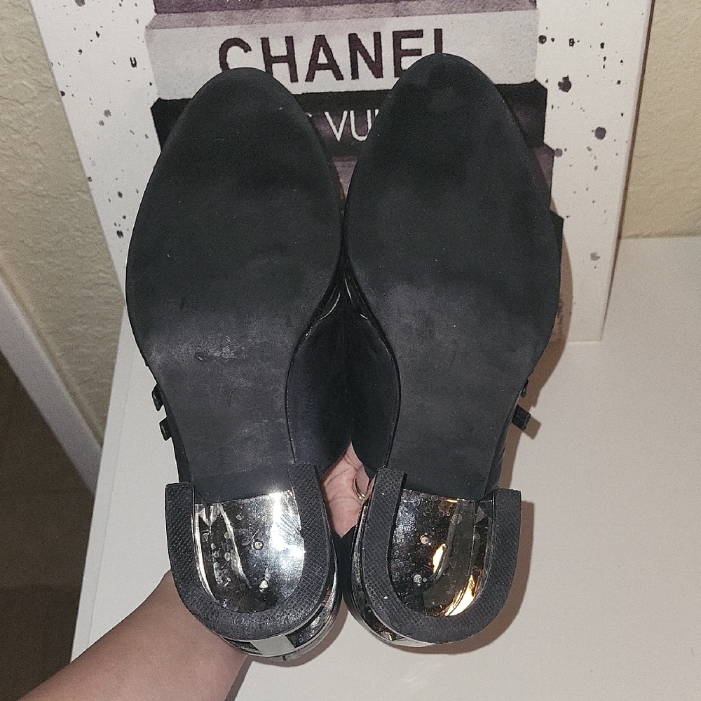 Jeffrey Campbell Black Leather Heels with Cutout Design Sz 7 - Picture 7 of 8